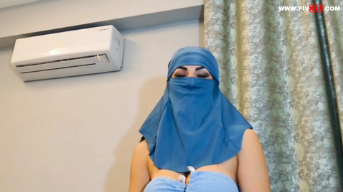 Arab women Webcam (2)